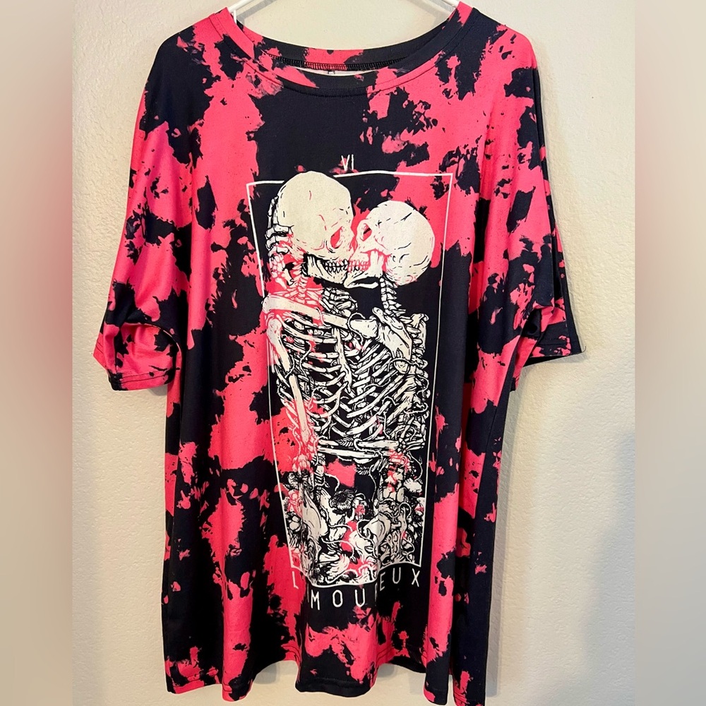 Bold Black and Pink Short Sleeve Tee